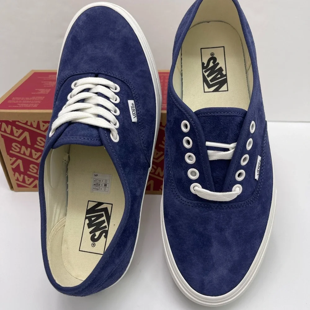 Vans WMNS Authentic
Pig Suede Deep Twilight Sneakers
VN000D7YEMT - Picture 13 of 16